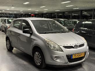 krockskadad bil auto Hyundai I-20 1.2i ActiveVersion KM NAP 2010/1