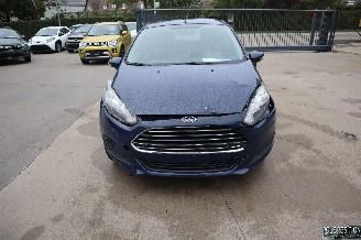 uszkodzony samochody osobowe Ford Fiesta 1.0 BENZ 2015/4
