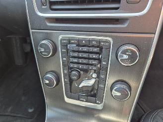 Volvo V-60 T3 picture 8