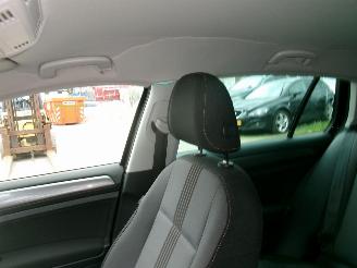 Volkswagen Golf 1.2 Allstar - 5 Drs picture 30