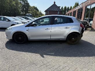 Fiat Bravo 1.4 T-Jet Dynamic (Hatchback 5-dr.) picture 2