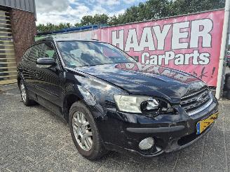 damaged passenger cars Subaru Outback 2.5i comfort 4 wheel drive 2007/1