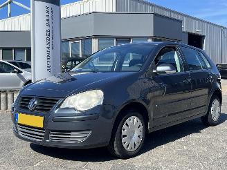  Volkswagen Polo 1.4-16V Comfortline 2005/11