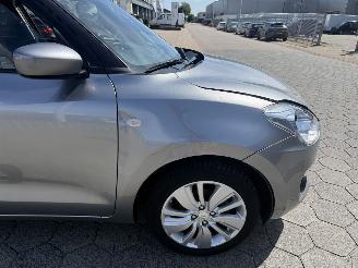 Suzuki Swift 1.2 Select picture 11