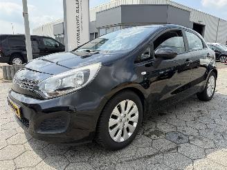 Auto incidentate Kia Rio 1.2 CVVT 2011/11