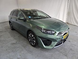 Voiture accidenté Kia Ceed Sportswagon 1.6 GDI PHEV DynamicPlusLine 2024/2