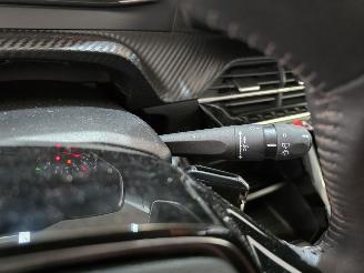 Peugeot 208 1.2 PT Active Pack picture 24