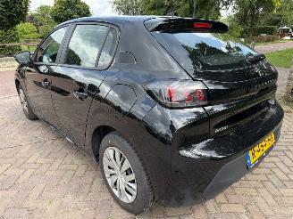 Peugeot 208 1.2 PURETECH ACTIVE picture 8