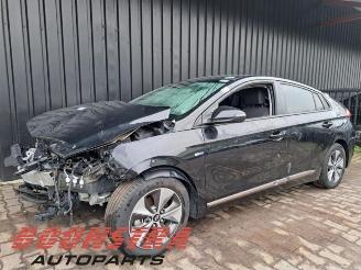 Salvage car Hyundai Ioniq Ioniq, Liftback, 2016 / 2022 EV 2019/1