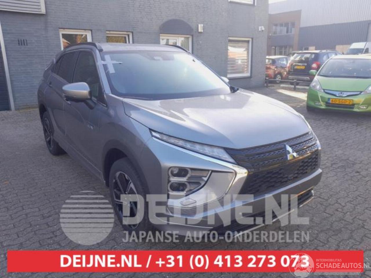 Mitsubishi Eclipse Cross Eclipse Cross (GK/GL), SUV, 2017 2.4 16V PHEV 4x4