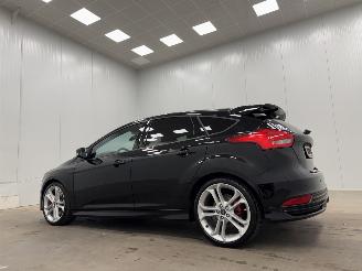 Ford Focus 2.0 ST 184kw 5-drs Navi Clima picture 3