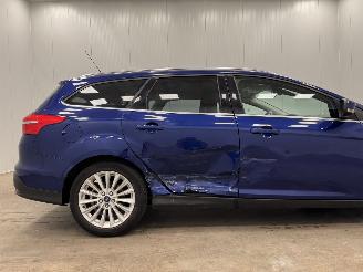 Ford Focus Wagon 1.0 First Edition Navi Clima picture 15