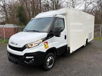 voitures fourgonnettes/vécules utilitaires Iveco Daily Marktwagen 2015/11