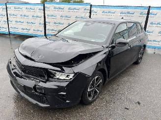 škoda osobní automobily Opel Astra Sports Tourer GS 1.2 Turbo (96 KW) 360° | Sitzh. 2025/2