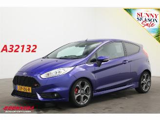 damaged passenger cars Ford Fiesta 1.6 ST2 Clima Cruise Navi PDC LMV 2014/12