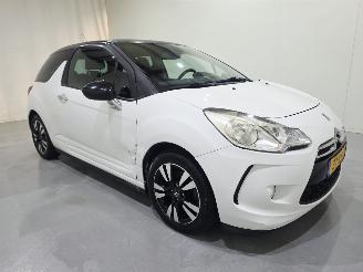 damaged passenger cars Citroën DS3 1.6 So Chic in White 88Kw 2010/9