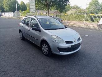 Auto da rottamare Renault Clio Clio III Estate/Grandtour (KR), Combi, 2007 / 2014 1.2 16V 75 2008/10