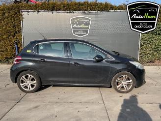 Uttjänta bilar auto Peugeot 208 208 I (CA/CC/CK/CL), Hatchback, 2012 / 2019 1.4 16V 2012/5