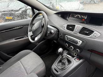 Renault Scenic 1.4 TCe Expression picture 11