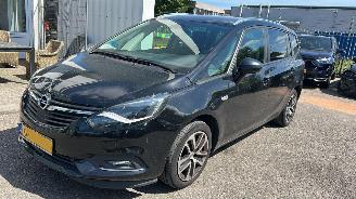 Auto incidentate Opel Zafira Tourer 2018/9
