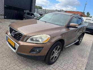 Vaurioauto  passenger cars Volvo Xc-60 2.4 AUTOMAAT D5 AWD 2009/1