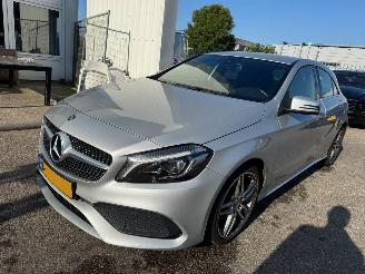 damaged passenger cars Mercedes A-klasse 160 Ambition 2016/10