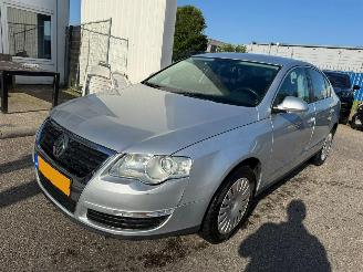 škoda osobní automobily Volkswagen Passat 2.0 AUTOMAAT FSI Comfortline 2006/9
