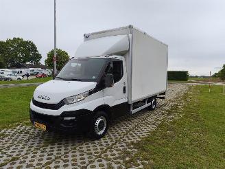 Schade bestelwagen Iveco Daily DAILY 35S15 2015/2