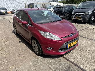 Schadeauto Ford Fiesta 1.6 GHIA 2009/4