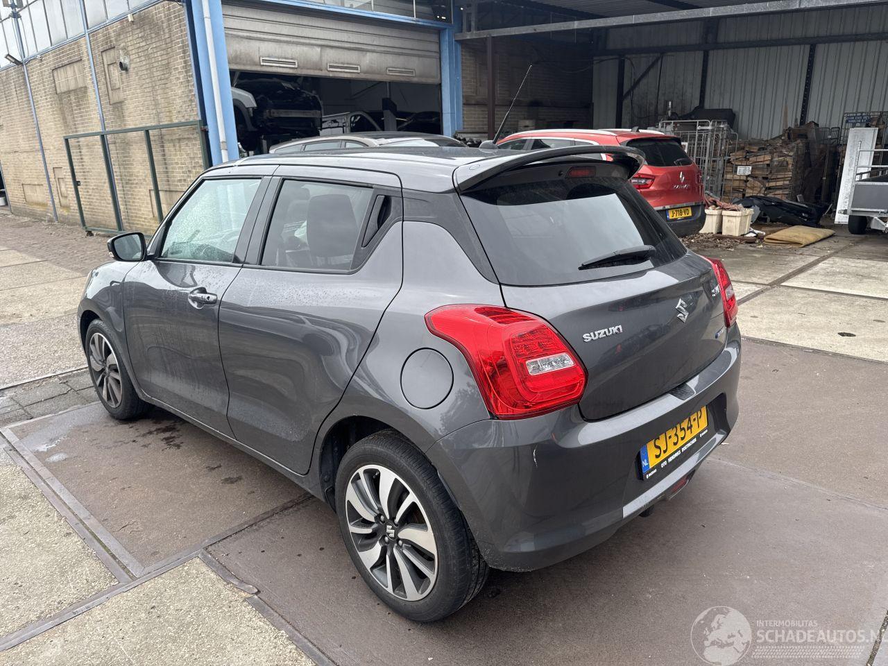 Suzuki  