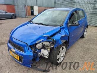 Vrakbiler auto Chevrolet Aveo Aveo (300), Hatchback, 2006 / 2015 1.4 16V 2011/6