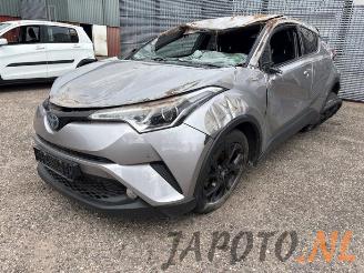 Démontage voiture Toyota C-HR C-HR (X1,X5), SUV, 2016 1.8 16V Hybrid 2018/10