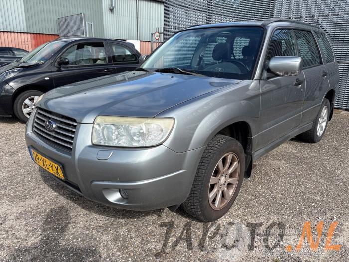 Subaru Forester Forester (SG), SUV, 2002 / 2008 2.0 16V X