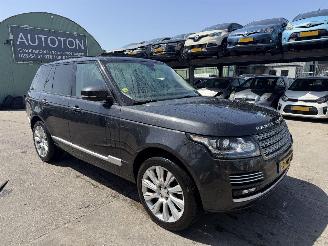 uszkodzony samochody osobowe Land Rover Range Rover 4.4 SDV8 250KW Autobiography Pano Clima Navi Led Xenon NAP 2014/4