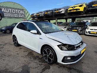 uszkodzony samochody osobowe Volkswagen Polo 1.0 TSI 70kW Pano 2019/1