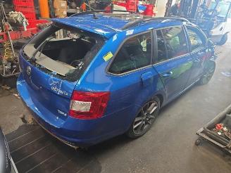 Coche siniestrado Skoda Octavia Octavia Combi (5EAC), Combi 5-drs, 2012 / 2020 2.0 TDI RS 16V 2015