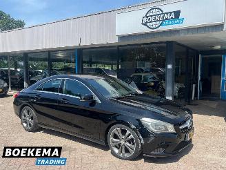 skadebil auto Mercedes Cla-klasse 200 Prestige Automaat Navigatie Cruise Climate Stoelverwarming 2015/11