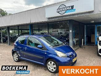 škoda osobní automobily Toyota Aygo 1.0-12V + Automaat Airco Leer 2008/9