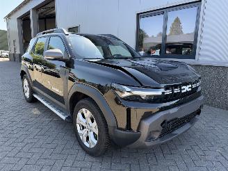 uszkodzony samochody osobowe Dacia Duster 1.8 hybrid 155 expression 2026/5