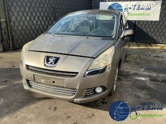 Coche siniestrado Peugeot 5008 5008 I (0A/0E), MPV, 2009 / 2017 1.6 THP 16V 2010/4