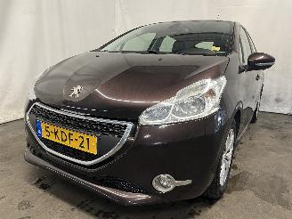 Avarii autoturisme Peugeot 208 208 I (CA/CC/CK/CL) Hatchback 1.2 Vti 12V PureTech 82 (EB2F(HMZ)) [60k=
W]  (03-2012/12-2019) 2013/3