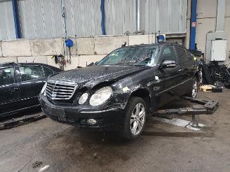 Coche siniestrado Mercedes E-klasse E (W211) Sedan 2.5 E-230 V6 24V (M272.922) [150kW]  (09-2007/12-2008) 2008/3