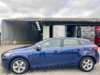 skadebil auto Volvo V-40 2.0 D4 190pk 6-bak Ocean Race Bus - pano - xenon - nap - navi - camera - pdc v+a - memory - trekh 2014/10