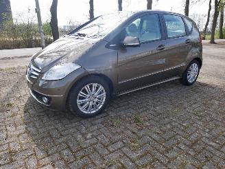 škoda osobní automobily Mercedes A-klasse A 180 ELEGANCE BI-XENON SCHUIFDAK AUTOMAAT 2010/8