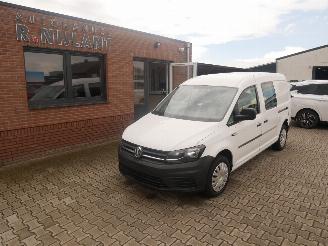 Schadeauto Volkswagen Caddy maxi 4 MOTION 5 PERSOONS 2016/11
