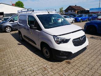Opel Combo  picture 2