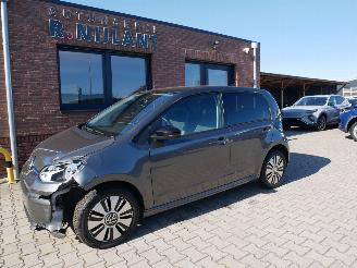 Schadeauto Volkswagen Up! E-up! STYLE 2022/12