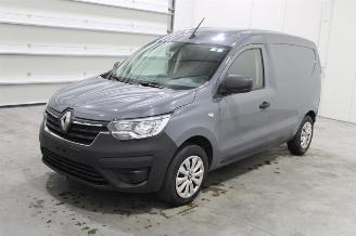 krockskadad bil auto Renault Express  2023/11