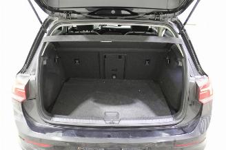 Volkswagen Golf  picture 19