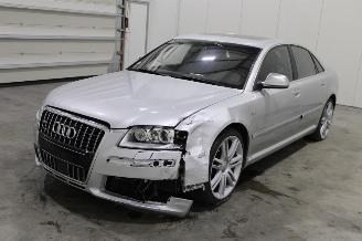 Damaged car Audi S8  2008/4